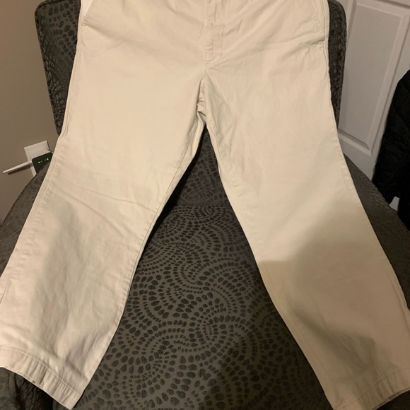 Chaps Mens Flat Front Khaki Pants, Size 40W x 32L, Color Stone, Worn Once - Picture 3 of 15